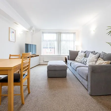 Apartamento The Burton- Free Gated Parking