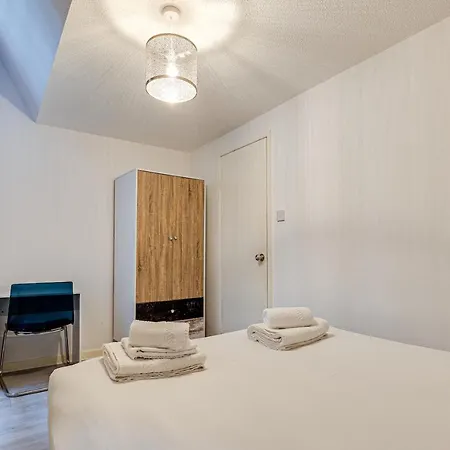 Homely In - Walk To Centre! マンチェスター