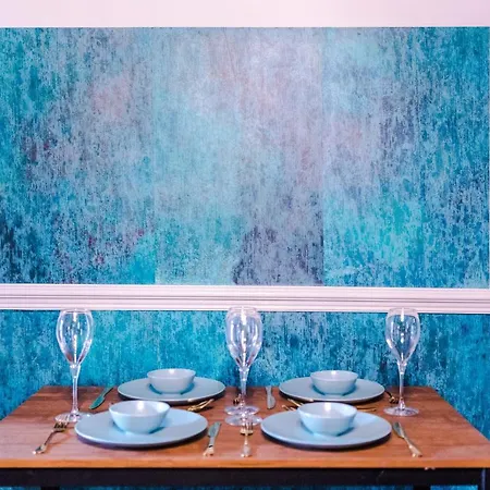 Vakantiehuis Spacious And Modern 5 Bedroom House Manchester