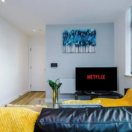 Weekly And Monthly Bookings At Zinnia Unit - Telly Homes Limited- New One Bed Apartment, Old Trafford アパート *