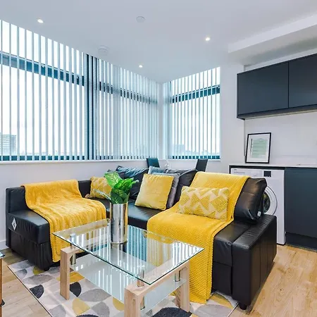 דירה Weekly And Monthly Bookings At Zinnia Unit - Telly Homes Limited- New One Bed Apartment, Old Trafford *