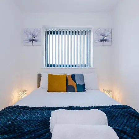 Weekly And Monthly Bookings At Zinnia Unit - Telly Homes Limited- New One Bed Apartment, Old Trafford アパート マンチェスター