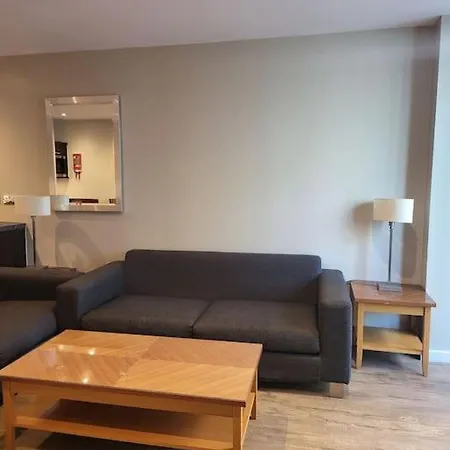Fantastic 2 Bedroom * Manchester