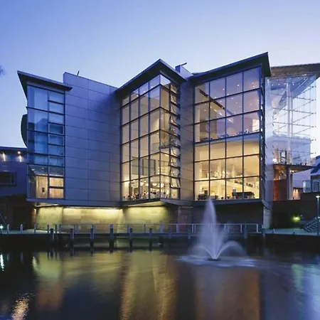 Modern 2 Bed & 2 Bath City Centre شقة مانشستر