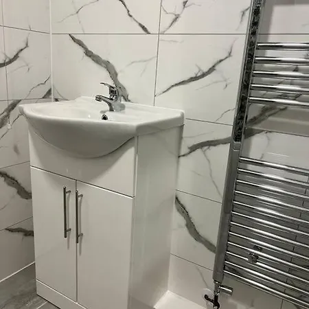 New Getaway - Free Gated Parking With Fob *