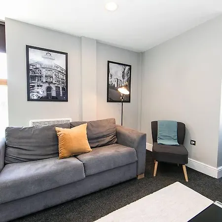 Apartament Spacious 2 Bedroom Penthouse *