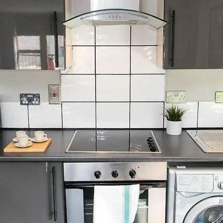 Spacious 2 Bedroom Penthouse Apartament Manchester