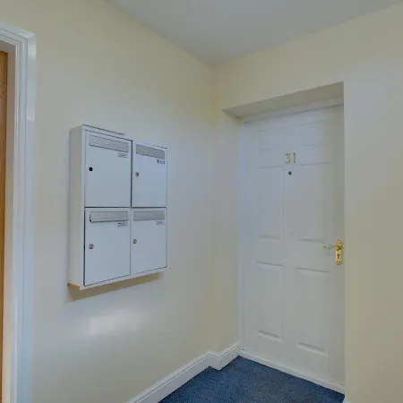 Pass The Keys Spacious Near Royal Infirmary Hospital Appartement
