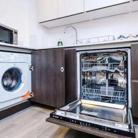 Spacious 2-bedroom In The Heart Of - Ideal For Families Or Groups * Manchester