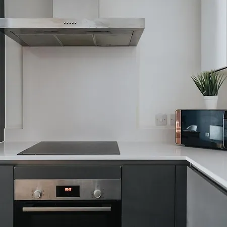 Living Penthouse With Parking Manchester