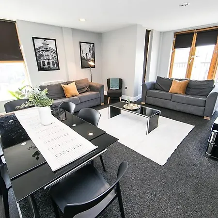 Appartement Entire Penthouse Floor Sleeps 18 *