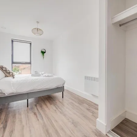Modern 2 Bedroom Media City Mánchester