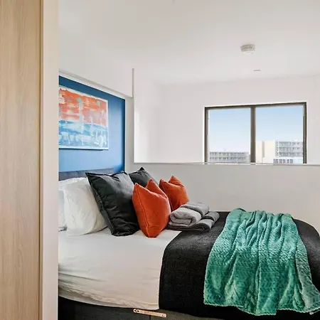Skygardens-beautiful Duplex Appartement