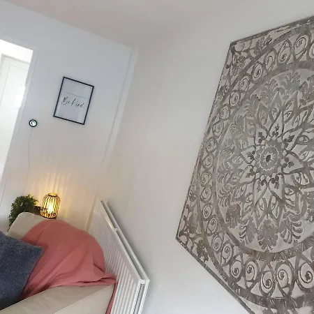 Holiday home Stylish & Modern 2 Bed Close To Salford Quays