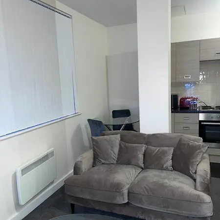 One Bedroom At Manchester, Old Trafford Apartment *