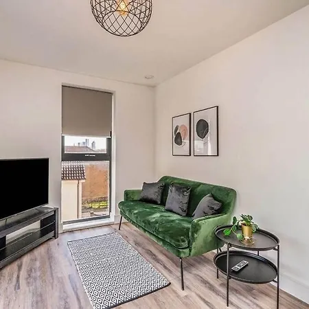 Modern 2 Bedroom Media City Mánchester