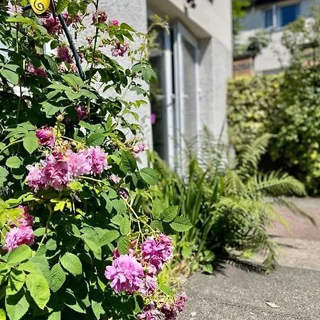 Barnstaple Drive Private In A 2 Bed Shared House * Manchester