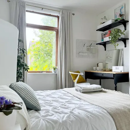 Beautiful Private In Levenshulme *