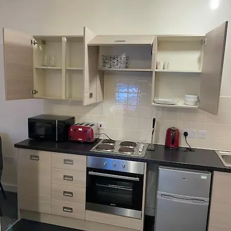 One Bedroom At Manchester, Old Trafford Apartment