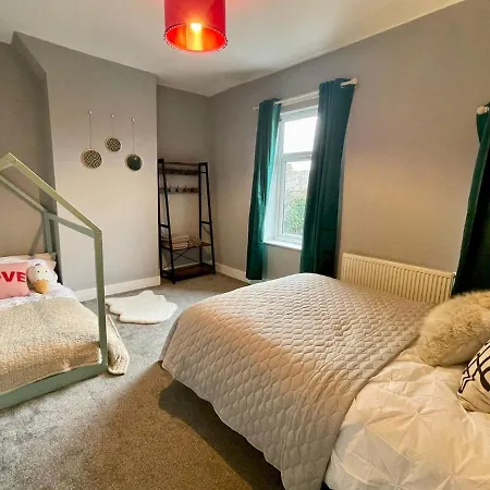 Pass The Keys Stylish Hidden Gem Near Media * Manchester