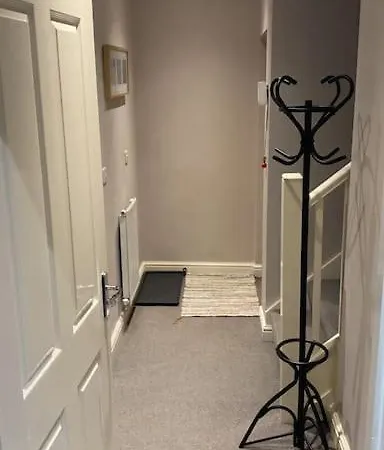 Lovely Flat With Super King Bed Manchester