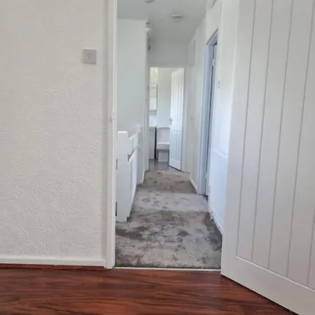 Holiday home Spacious 3 Bed House - A Away From