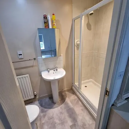 Feriehus Spacious 3bd House - Victoria Park Manchester