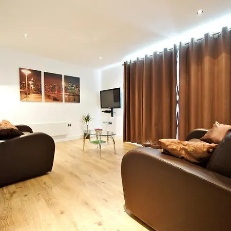 By Marriott Piccadilly 4* מנצ'סטר