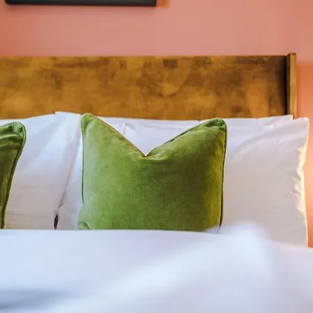 Stunning Design House Near Etihad With Parking Bypurestay 맨체스터