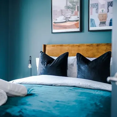 펜션 Stunning Design House Near Etihad With Parking Bypurestay 맨체스터
