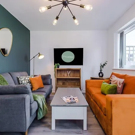 Сasa de vacaciones Stunning Design House Near Etihad With Parking Bypurestay Mánchester