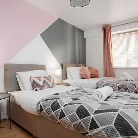 Cefas - Free Parking - Centre *