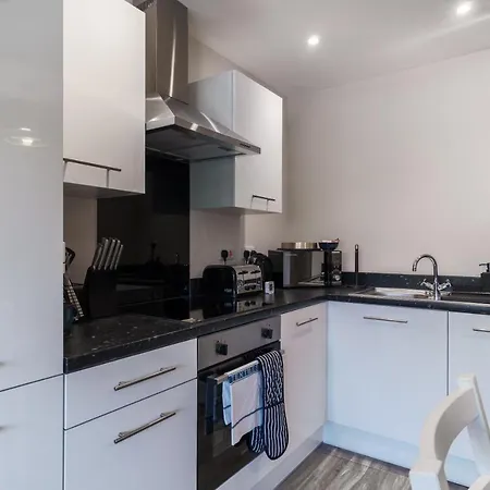 Lejlighed Lovely 1 Bed In - Sleeps 3 Manchester