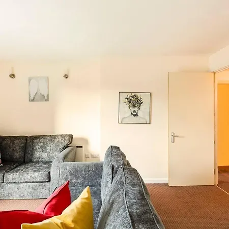 Apartment Mosh Homes 01