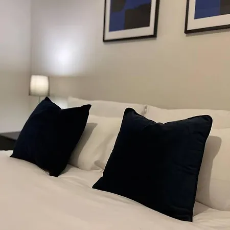 Convenient One Bed In Old Trafford Manchester