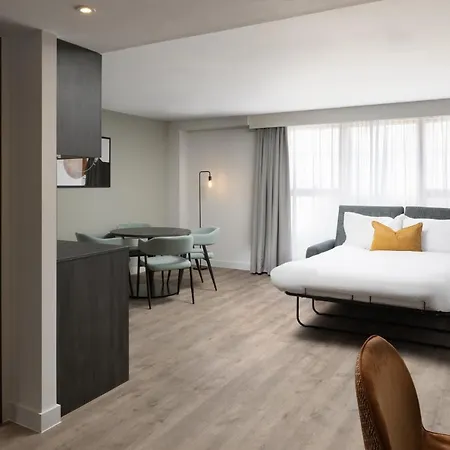 By Marriott Piccadilly מלון מנצ'סטר