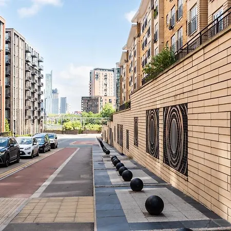 Apartament Stylish 2 Bed Flat *