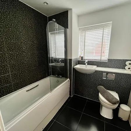 3br-sleeps 6 -walk To Etihad & Ao Arena * Manchester