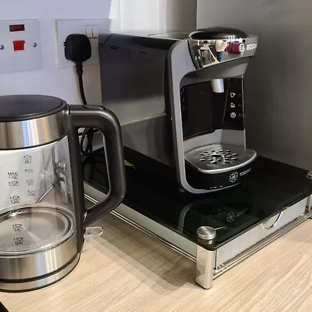 Appartement Lovely 2-bed Apt+wi-fi+parking. Manchester