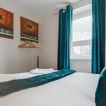 Lägenhet Stylish 2 Bed Flat *