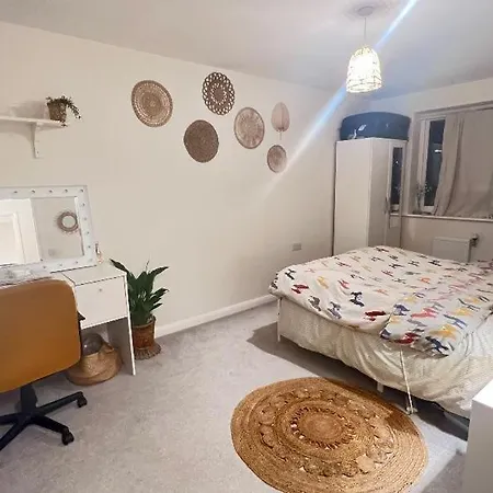 Semi-detached 펜션