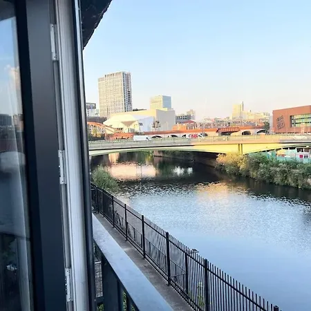 2 Bed Apartment, Gym Lejlighed