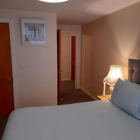 Modern 2 Bed, 2 Bath Near Etihad Stadium And Coop Live Daire Manchester