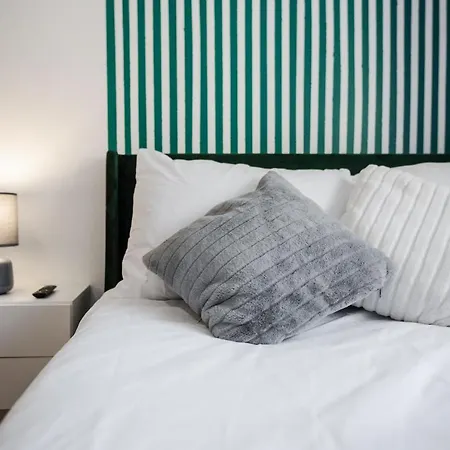 Cefas - Free Parking - Centre