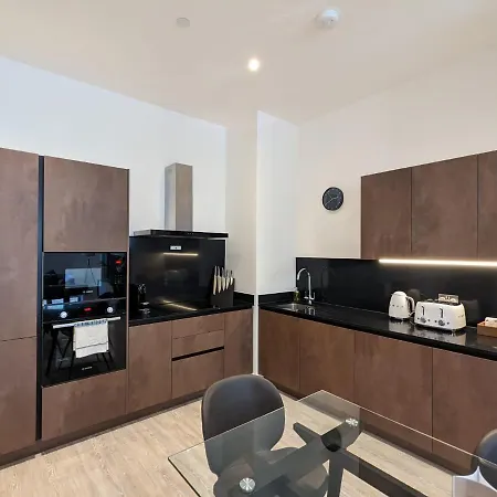 Charles Hope * Манчестер