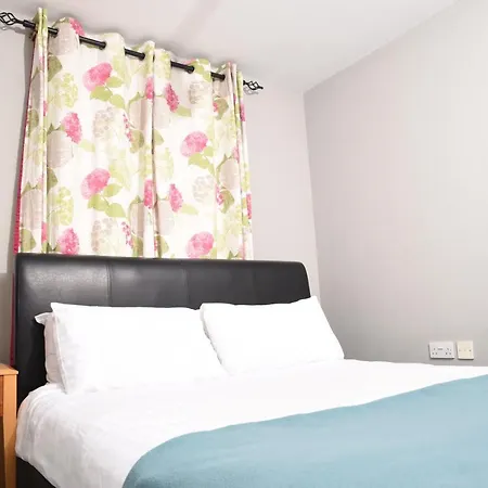 87 Rawsthorne Avenue マンチェスター