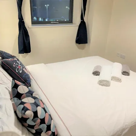 Apartment Mosh Homes 01 Manchester