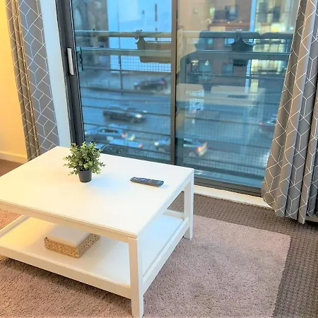 Mosh Homes 01 * Manchester