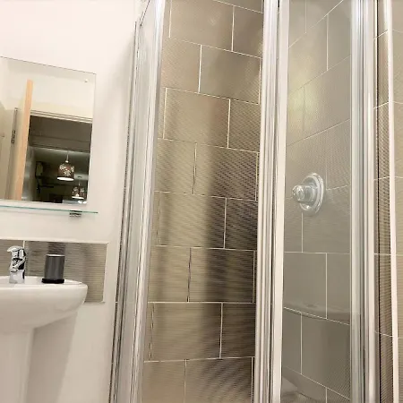 Apartment Mosh Homes 01 *