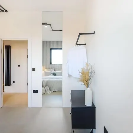 Scandinavian By The Heim Residences